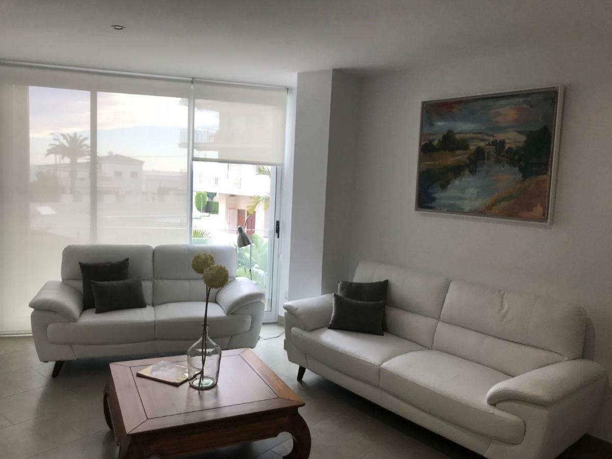 Villa Pepita Benicassim Bagian luar foto